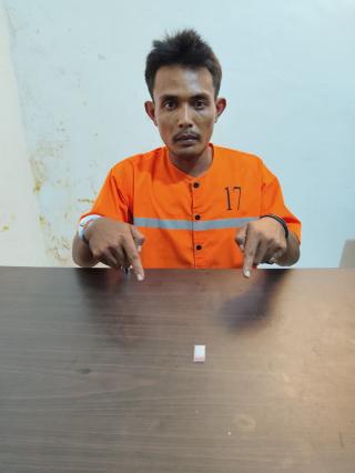 Laporan Warga Berbuah Hasil, Polsek Pinggir Amankan Pelaku Narkotika di Desa Pinggir